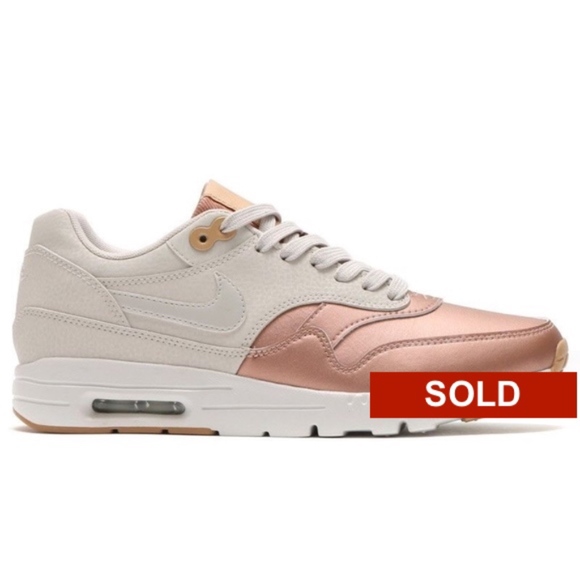 Nike Shoes - 🆕️Women's Nike Air Max 1 Ultra SE (Size 7.5)😍